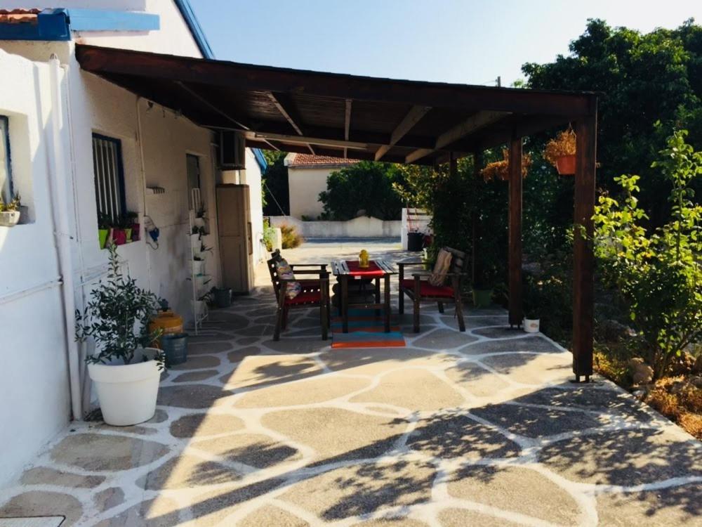Artist Cottage In Dromolaxia Larnaca Exteriér fotografie